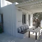 Paros Apartments Cottage Casa de Férias Páros