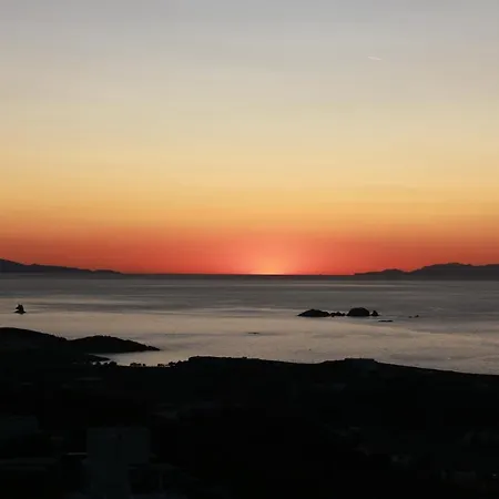 Paros Apartments Cottage 度假居 *